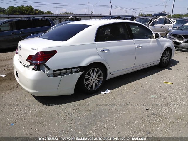 4T1BK36B18U318092 - 2008 TOYOTA AVALON XL/XLS/TOURING/LIMITED WHITE photo 4