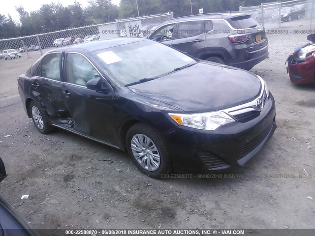 4T4BF1FK2CR257536 - 2012 TOYOTA CAMRY SE/LE/XLE 黑色 照片 1