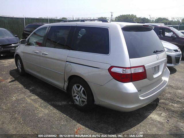 5FNRL387X5B002588 - 2005 HONDA ODYSSEY EXL GOLD photo 3