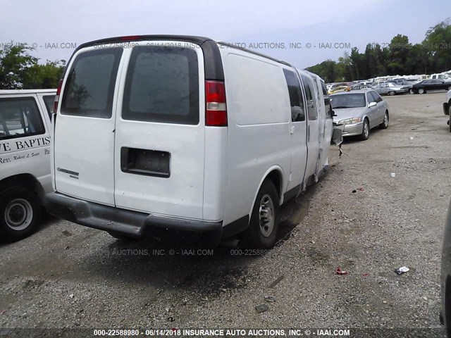 1GCWGFCA2E1209139 - 2014 CHEVROLET EXPRESS G2500  WHITE photo 4