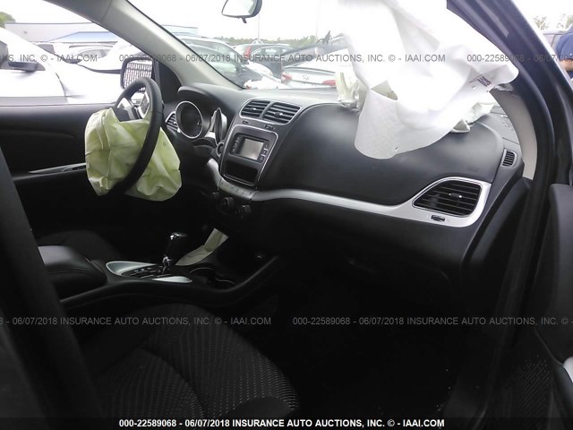 3C4PDCABXJT196344 - 2018 DODGE JOURNEY SE GRAY photo 5