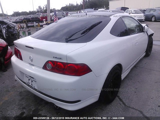 JH4DC54826S002026 - 2006 ACURA RSX WHITE photo 4