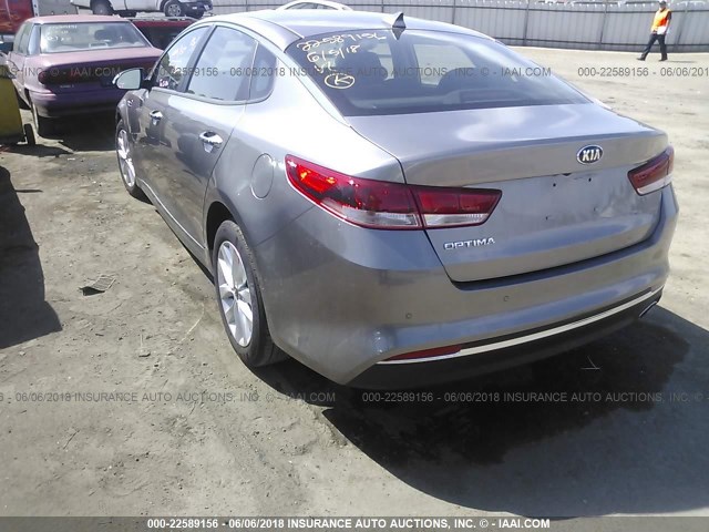 5XXGT4L39JG251229 - 2018 KIA OPTIMA LX/S GRAY photo 3