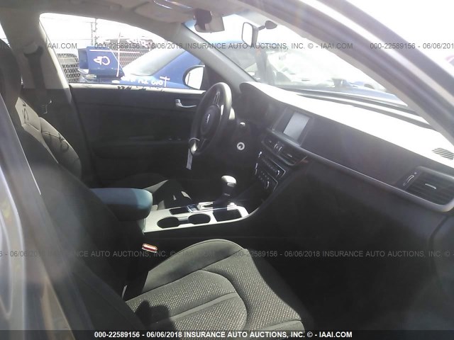 5XXGT4L39JG251229 - 2018 KIA OPTIMA LX/S GRAY photo 5