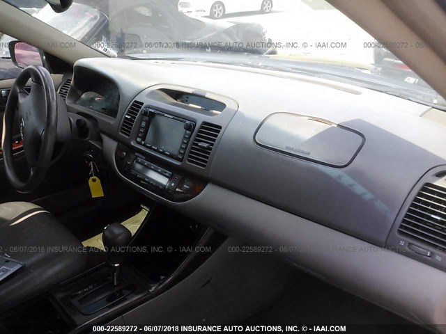 4T1BF30K92U538374 - 2002 TOYOTA CAMRY LE/XLE/SE 绿色 照片 5