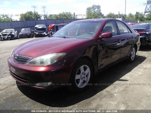 4T1BE32K22U112266 - 2002 TOYOTA CAMRY LE/XLE/SE RED photo 2