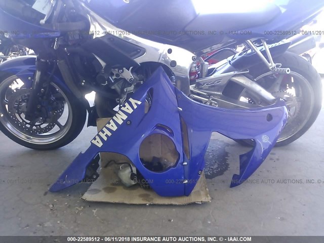 JYARJ06E13A009257 - 2003 YAMAHA YZFR6 L BLUE photo 6