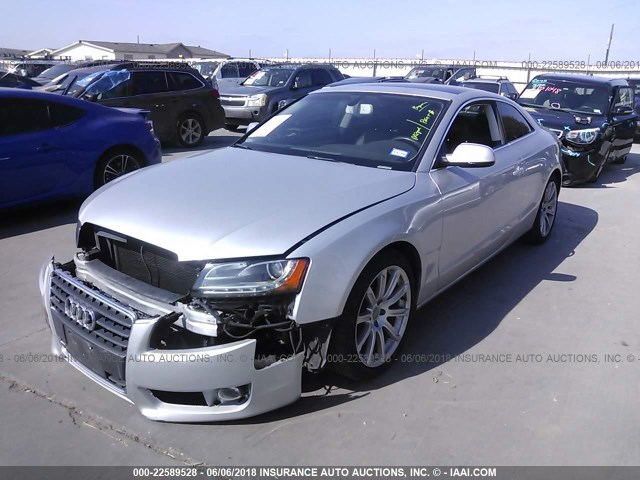 WAURFAFR1BA001914 - 2011 AUDI A5 PREMIUM PLUS SILVER photo 2