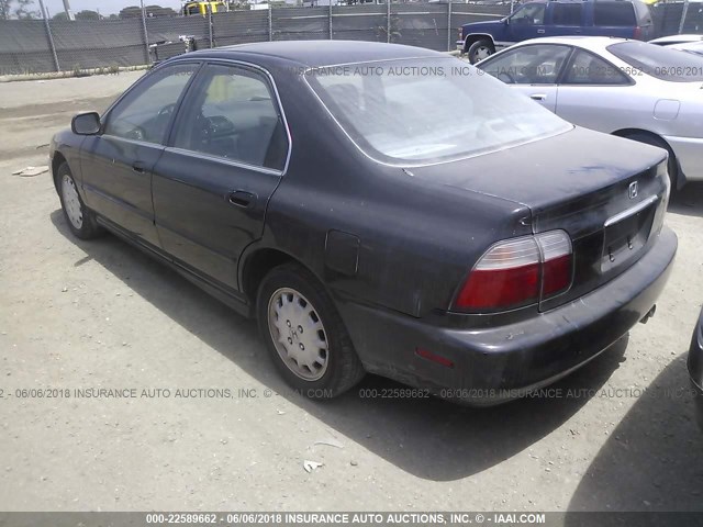 1HGCD5661VA181459 - 1997 HONDA ACCORD EX/EX-R BLACK photo 3