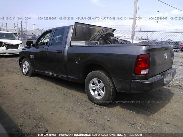 1C6RR7FG1JS210047 - 2018 RAM 1500 ST GRAY photo 3