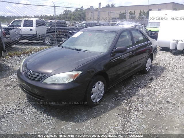 JTDBE32K220115504 - 2002 TOYOTA CAMRY LE/XLE/SE BROWN photo 2