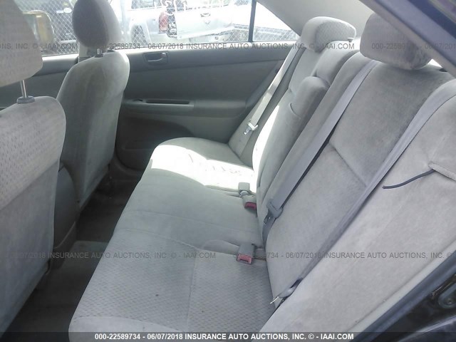 JTDBE32K220115504 - 2002 TOYOTA CAMRY LE/XLE/SE BROWN photo 8