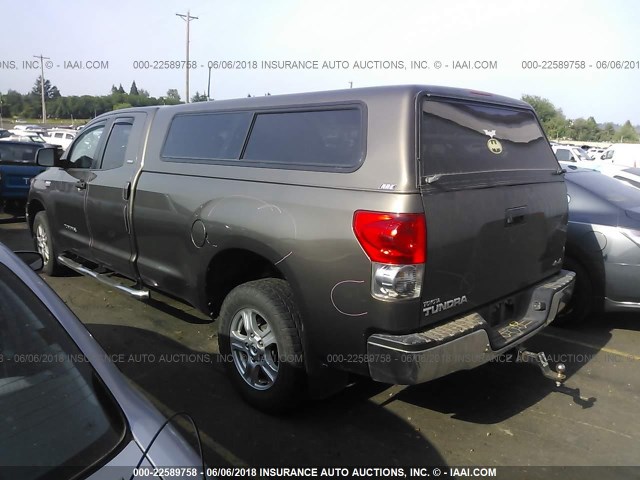 5TFCV541X7X004007 - 2007 TOYOTA TUNDRA DOUBLE CAB SR5 SILVER photo 3