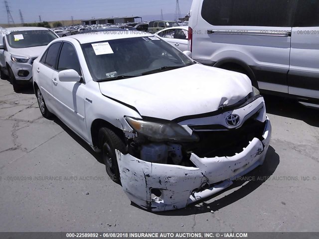 4T1BB3EK1BU137406 - 2011 TOYOTA CAMRY HYBRID WHITE photo 1