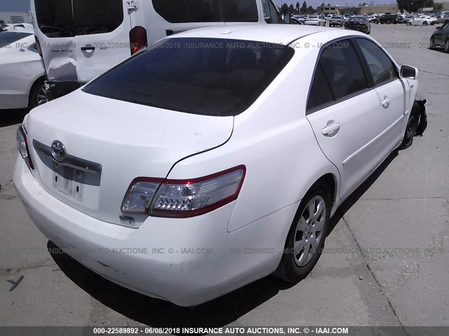 4T1BB3EK1BU137406 - 2011 TOYOTA CAMRY HYBRID WHITE photo 4