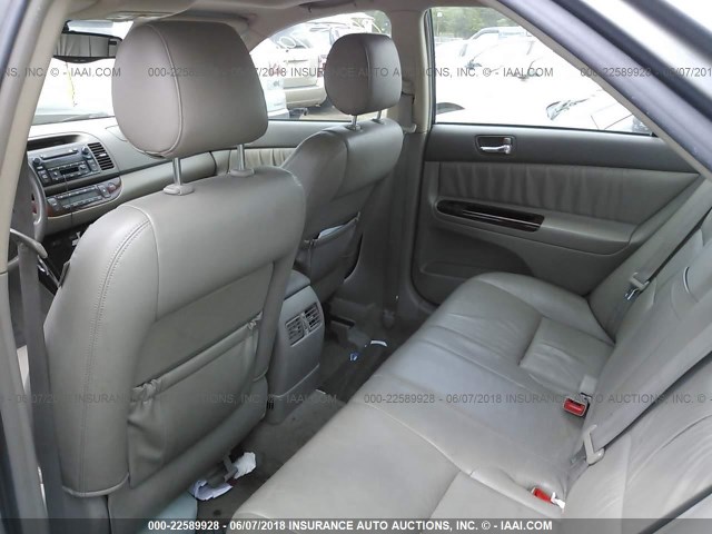 JTDBF30K660168342 - 2006 TOYOTA CAMRY LE/XLE GRAY photo 8