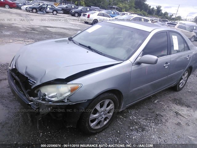 4T1BF30K95U597140 - 2005 TOYOTA CAMRY LE/XLE/SE 灰色 照片 2