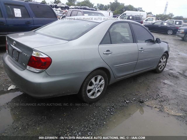 4T1BF30K95U597140 - 2005 TOYOTA CAMRY LE/XLE/SE 灰色 照片 4