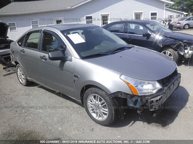 1FAHP35N58W230720 - 2008 FORD FOCUS SE/SEL/SES SILVER photo 1