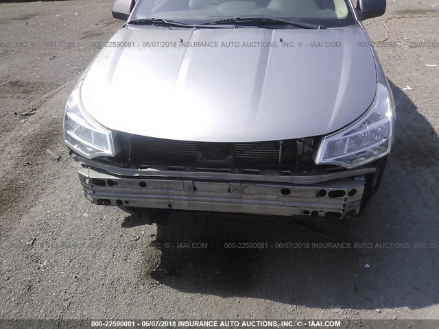 1FAHP35N58W230720 - 2008 FORD FOCUS SE/SEL/SES SILVER photo 6