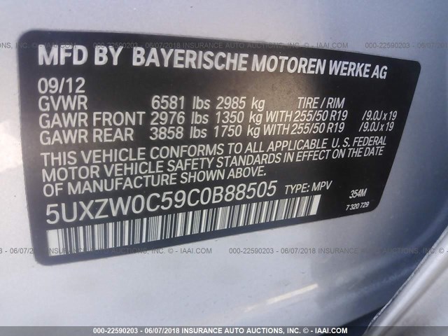 5UXZW0C59C0B88505 - 2012 BMW X5 XDRIVE35D SILVER photo 9