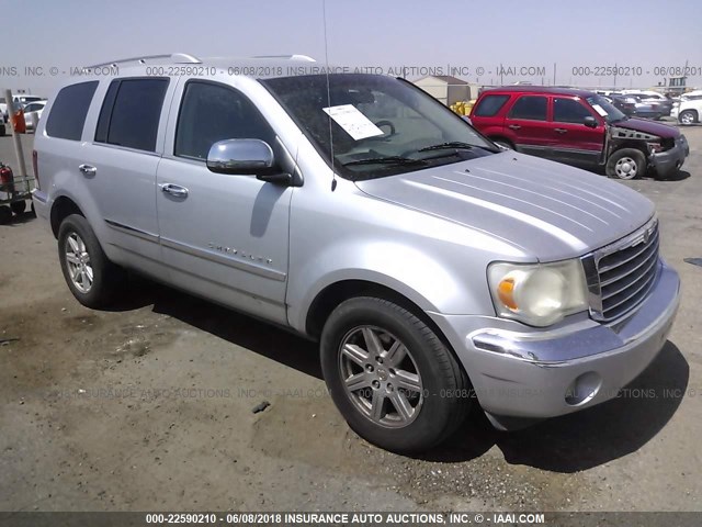 1A8HX58N18F106602 - 2008 CHRYSLER ASPEN LIMITED SILVER photo 1