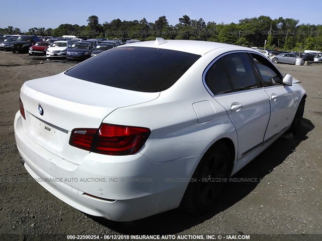 WBAXH5C52CDW04848 - 2012 BMW 528 XI WHITE photo 4