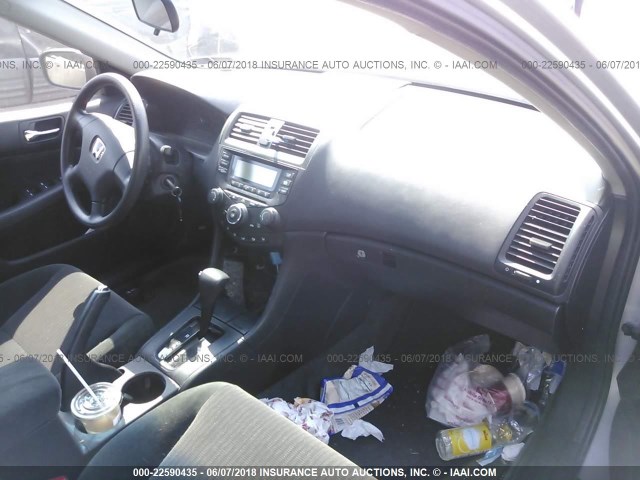 1HGCM56185A147183 - 2005 HONDA ACCORD DX SILVER photo 5