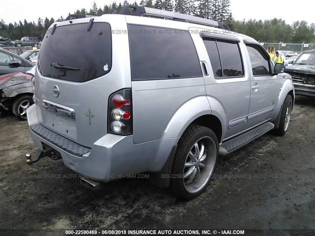 5N1AR18U55C779887 - 2005 NISSAN PATHFINDER LE/SE/XE SILVER photo 4