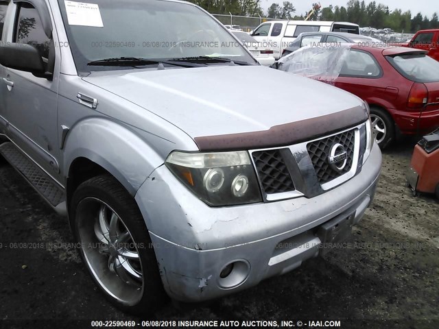 5N1AR18U55C779887 - 2005 NISSAN PATHFINDER LE/SE/XE SILVER photo 6