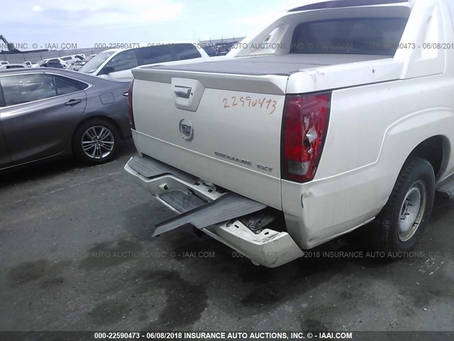 3GYEK62N46G209042 - 2006 CADILLAC ESCALADE EXT WHITE photo 6