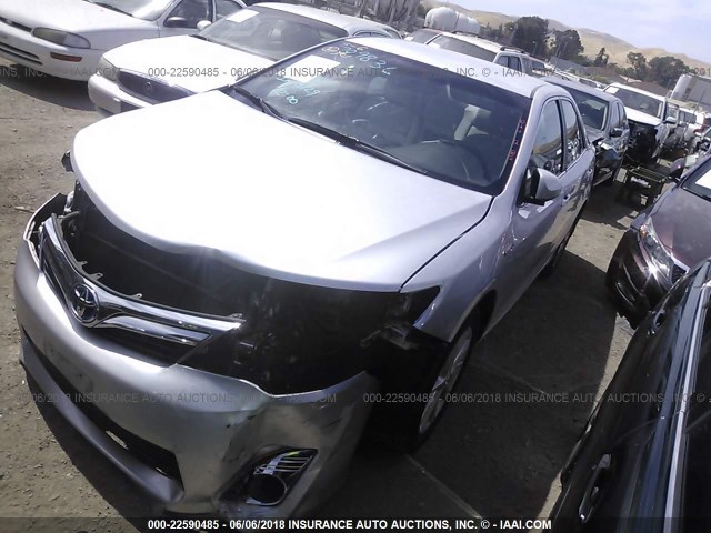 4T1BD1FK0CU055066 - 2012 TOYOTA CAMRY HYBRID/LE/XLE 银色 照片 2