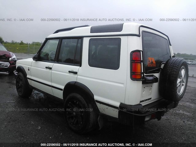 SALTY19404A841763 - 2004 LAND ROVER DISCOVERY II SE WHITE photo 3