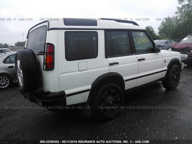 SALTY19404A841763 - 2004 LAND ROVER DISCOVERY II SE WHITE photo 4