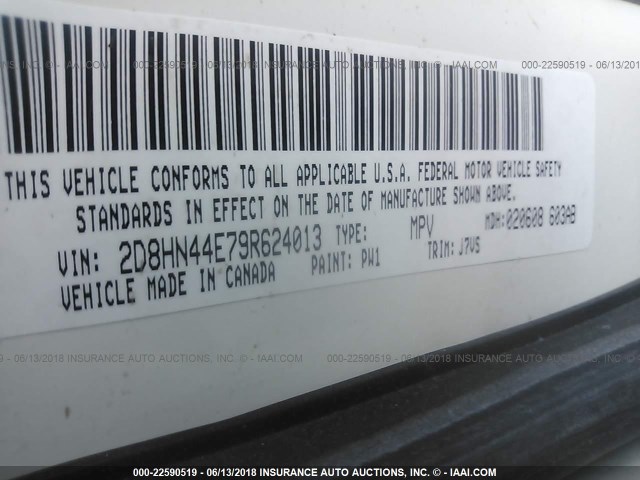 2D8HN44E79R624013 - 2009 DODGE GRAND CARAVAN SE WHITE photo 9