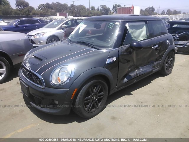 WMWSV3C51BTY24963 - 2011 MINI COOPER S GRAY photo 2