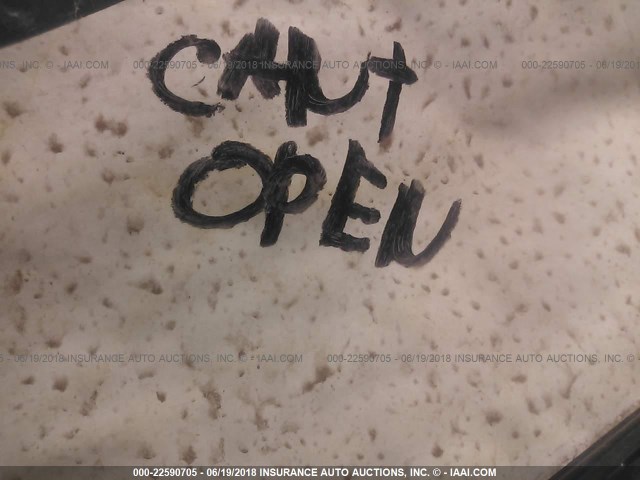 2G2WP522651193045 - 2005 PONTIAC GRAND PRIX SILVER photo 10