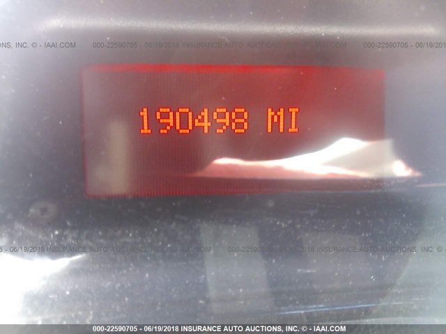 2G2WP522651193045 - 2005 PONTIAC GRAND PRIX SILVER photo 7