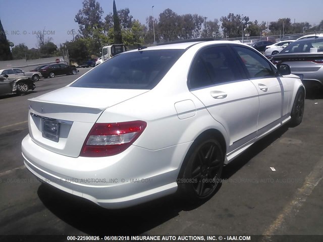 WDDGF56X38R026734 - 2008 MERCEDES-BENZ C 350 WHITE photo 4