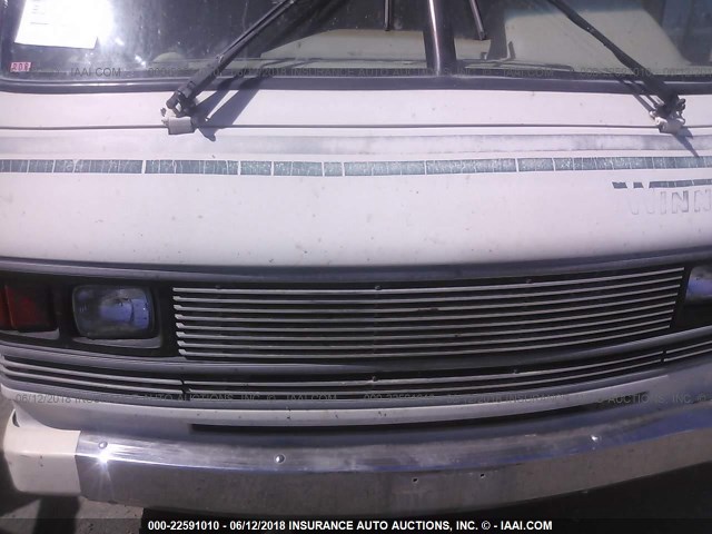 1GBKP37N4N3313697 - 1992 CHEVROLET P30 WHITE photo 6