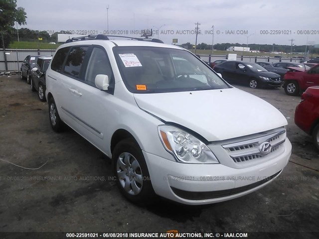 KNDMC233286049588 - 2008 HYUNDAI ENTOURAGE GLS/SE/LIMITED WHITE photo 1