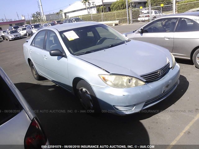 JTDBE32K463057089 - 2006 TOYOTA CAMRY LE/XLE BLUE photo 1