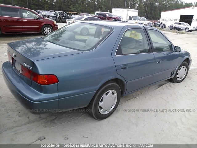 4T1BG22K7YU762241 - 2000 TOYOTA CAMRY CE/LE/XLE BLUE photo 4