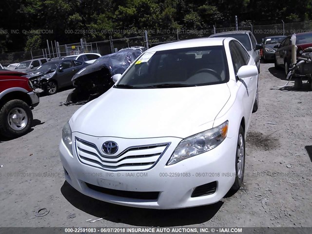 4T1BF3EK8BU592127 - 2011 TOYOTA CAMRY SE/LE/XLE 白色 照片 6