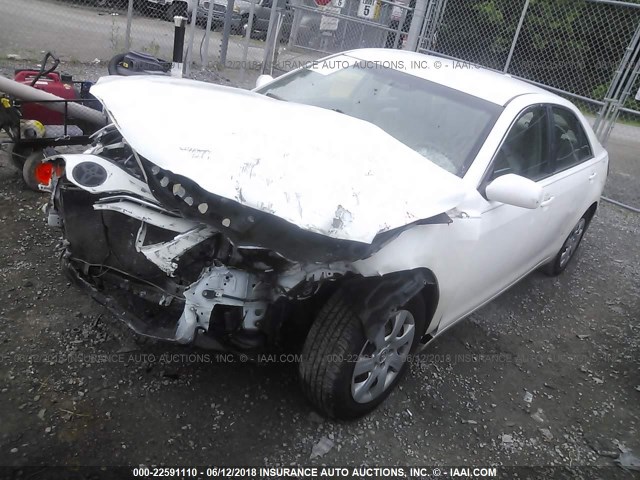 4T1BF3EK1AU535055 - 2010 TOYOTA CAMRY SE/LE/XLE WHITE photo 2