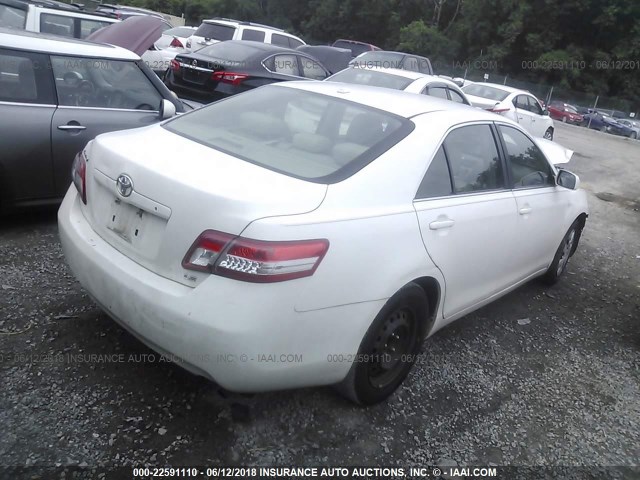 4T1BF3EK1AU535055 - 2010 TOYOTA CAMRY SE/LE/XLE WHITE photo 4