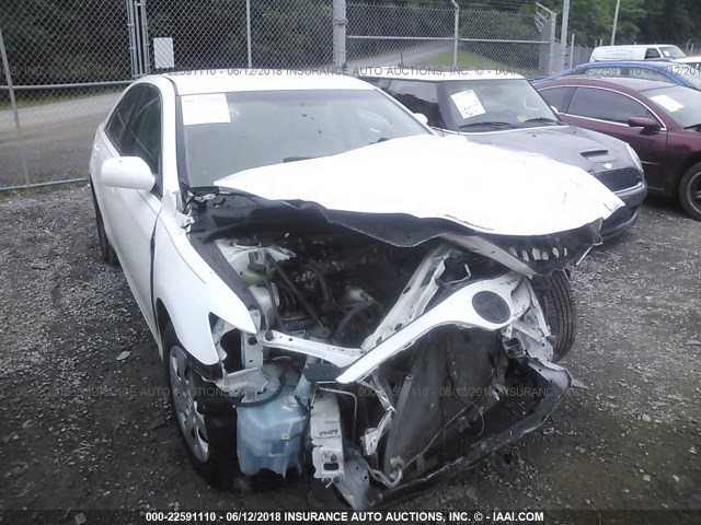 4T1BF3EK1AU535055 - 2010 TOYOTA CAMRY SE/LE/XLE WHITE photo 6