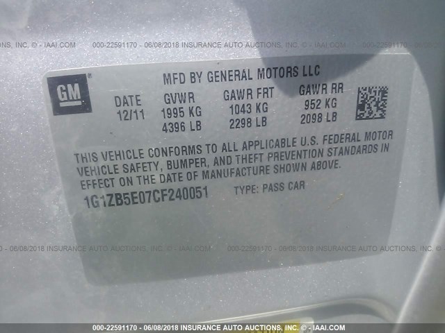 1G1ZB5E07CF240051 - 2012 CHEVROLET MALIBU LS SILVER photo 9