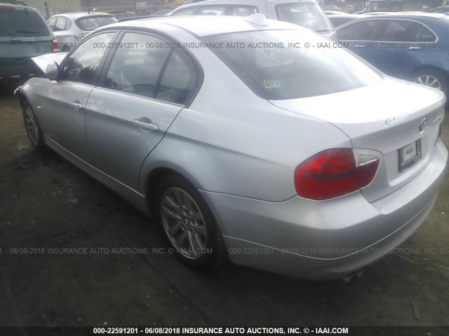 WBAVC73527KP35250 - 2007 BMW 328 XI SULEV GRAY photo 3