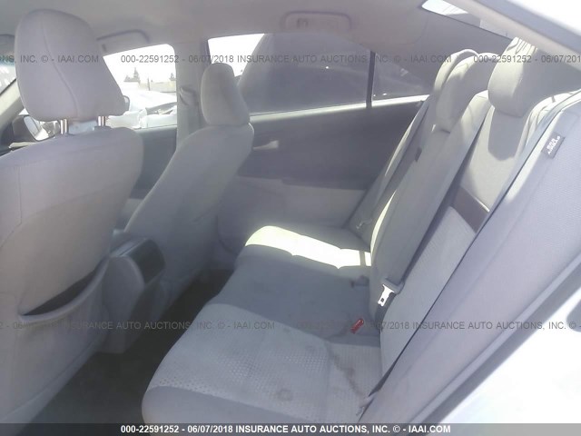 4T1BF1FK0CU186847 - 2012 TOYOTA CAMRY SE/LE/XLE 白色 照片 8